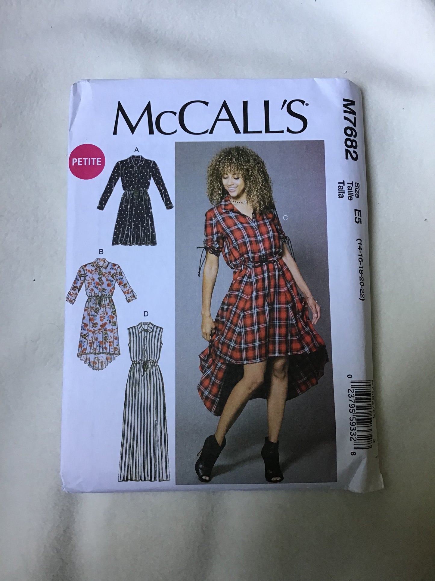 Pattern McCall's M7682 Women's Petite Dresses Size 14-22