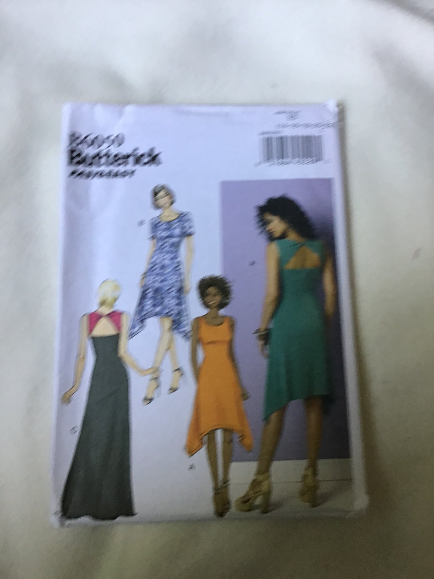 Pattern Butterick B6050 Fast and Easy Women's Petite Dress Size 6-22