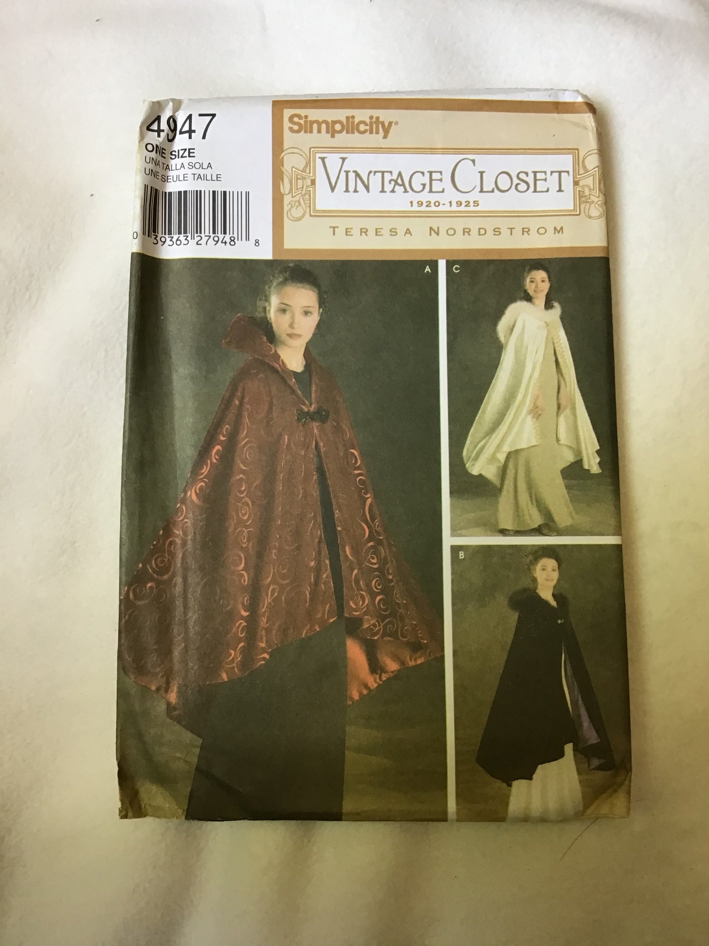 Pattern Simplicity 4947 Vintage Closet Teresa Norstrom Women's Lined Capes