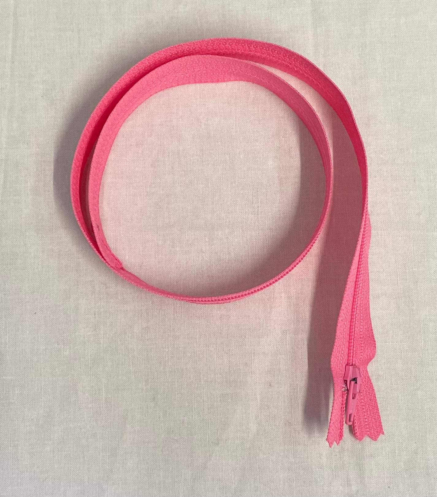 Zipper #3 24 inch Closed End Polyester
