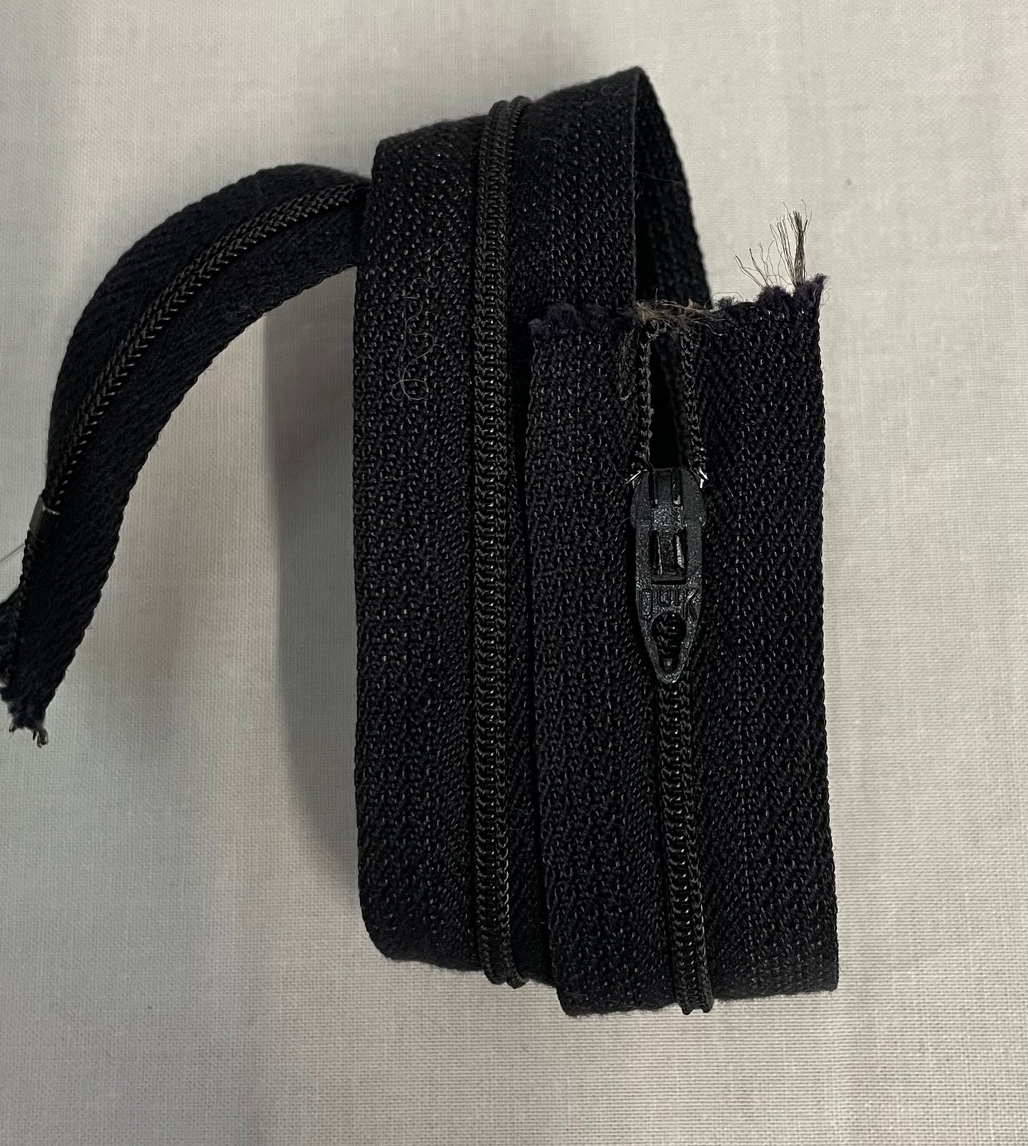 Zipper #3 18 inch Closed End Polyester