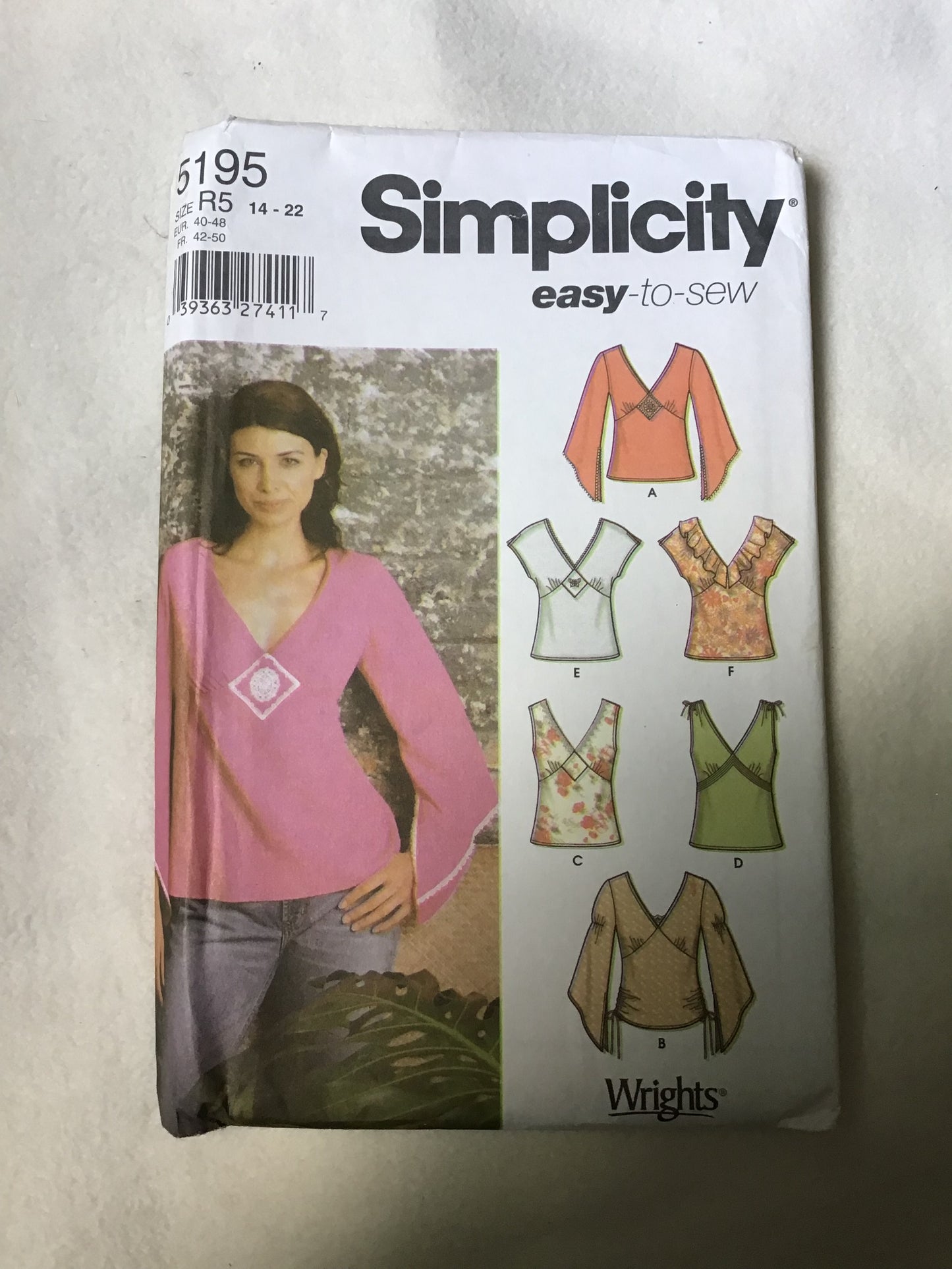 Pattern Simplicity 5195 Easy-To-Sew Women's Top Size 6-22