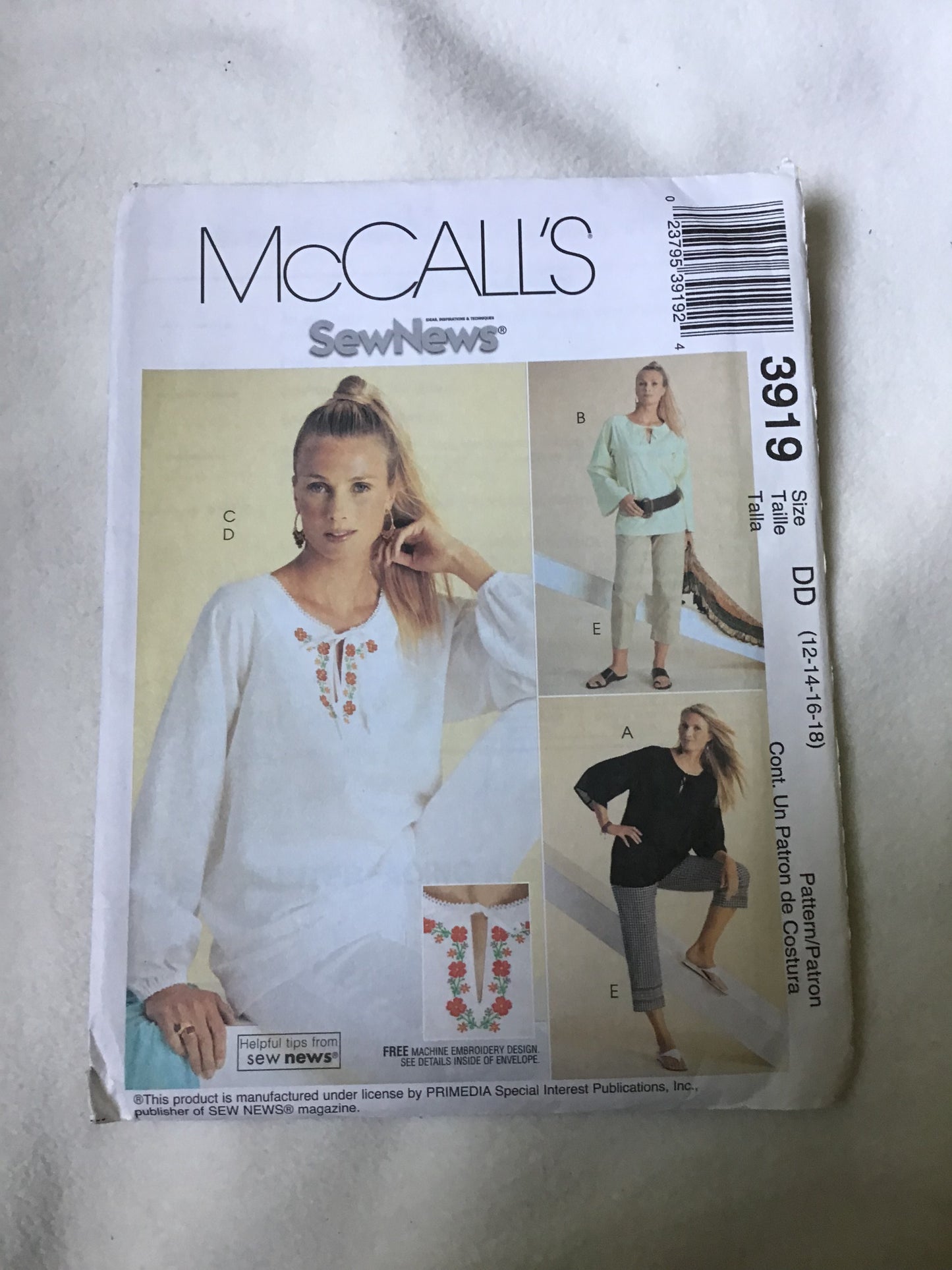 Pattern McCall's 3919 Women's Petite Top Size 4-18