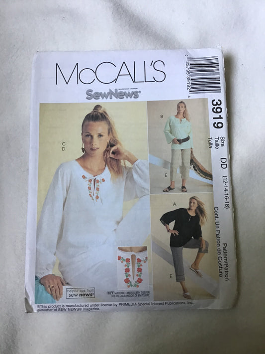 Pattern McCall's 3919 Women's Petite Top Size 4-18