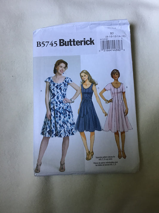 Pattern Butterick B5745 Women's Dress and Belt Size 8-16