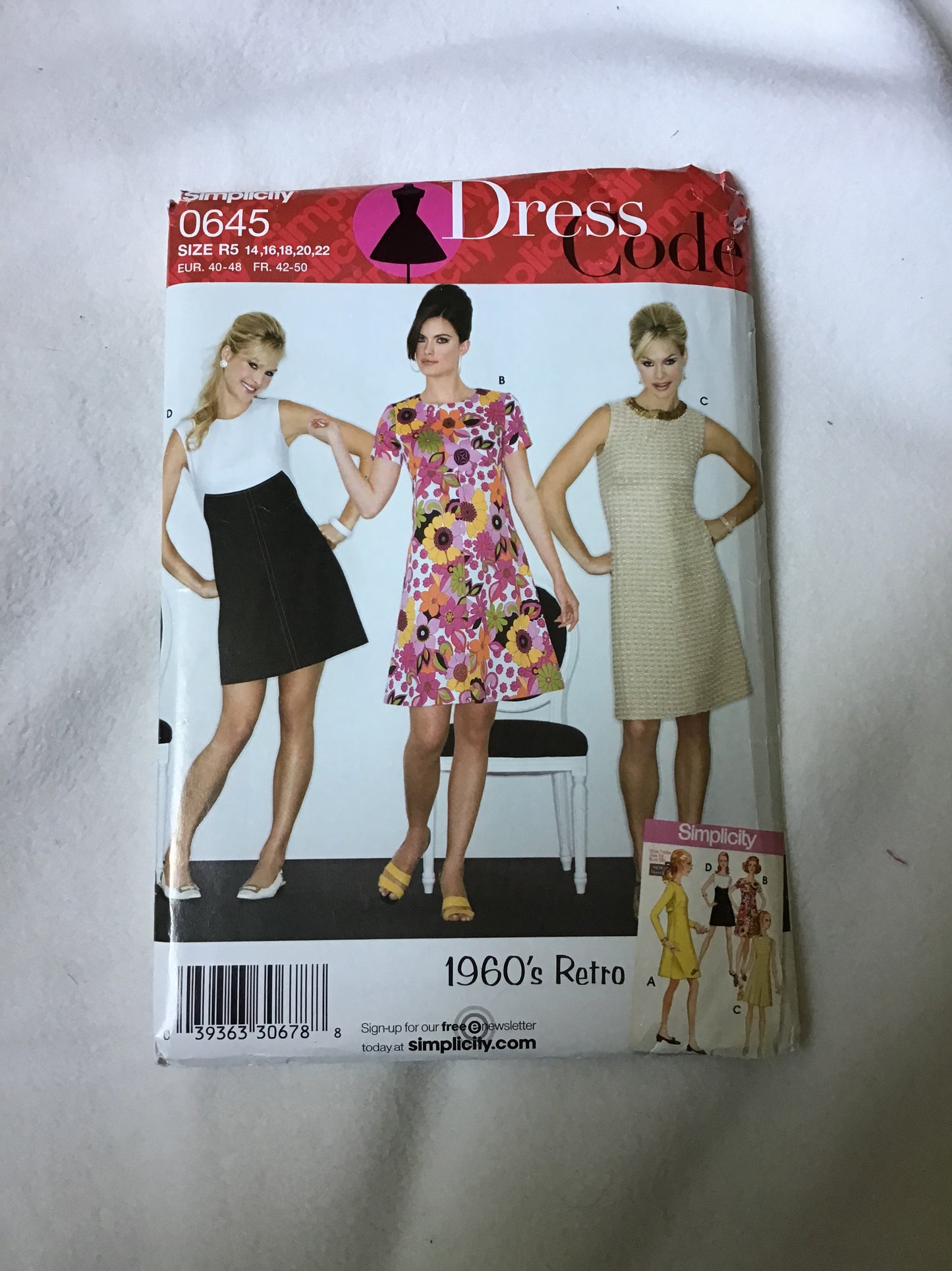 Pattern Simplicity 0645 Dress Code 1960's Retro Women's Dress in Two Lengths Size 14-22