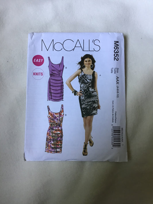 Pattern McCall's M6352 Easy Knits Women's Dresses