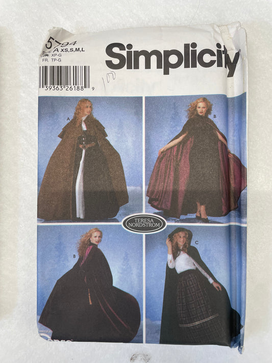 Simplicity Pattern 5794 Women's Cape Costume Size XS-L