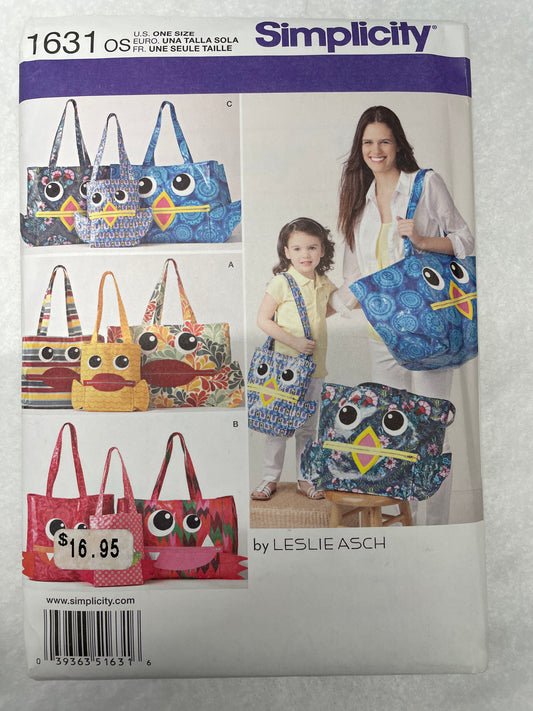 Simplicity Pattern 1631 Large & Small Applique Totes