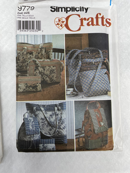 Simplicity Pattern 9779 Totes, Backpack, Purse and Cosmetic Bag