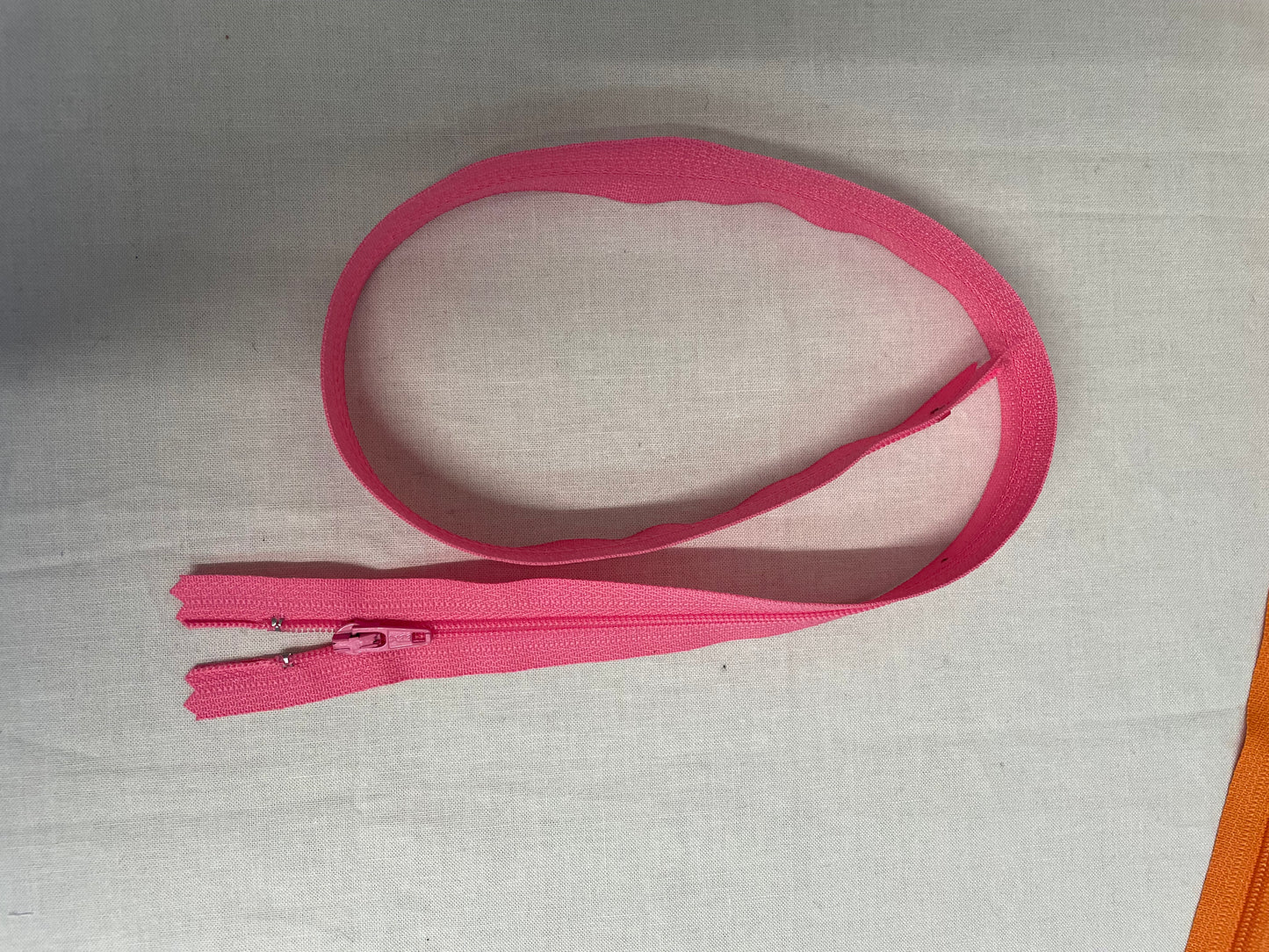 Zipper #3 22 inch Closed End Polyester