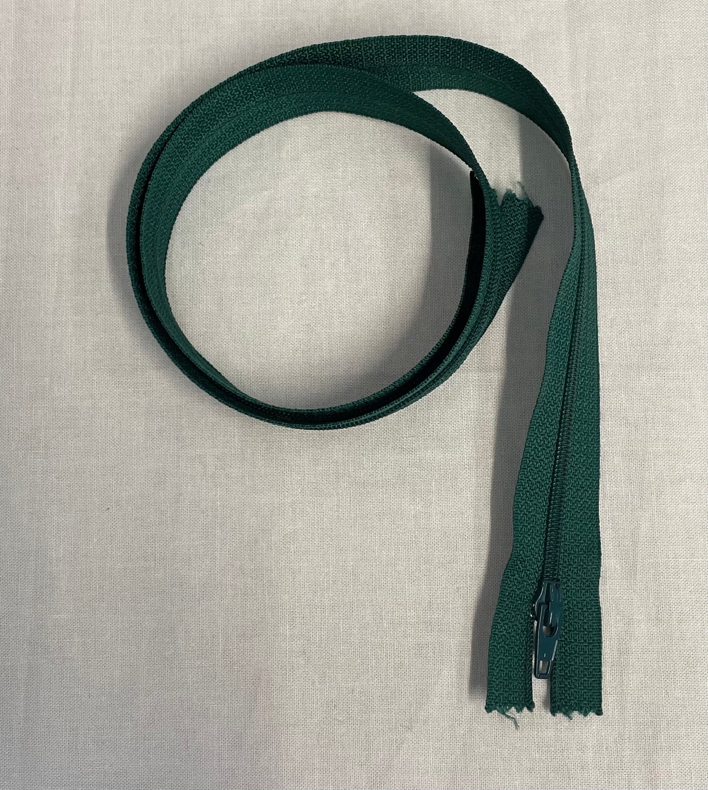 Zipper #3 24 inch Closed End Polyester