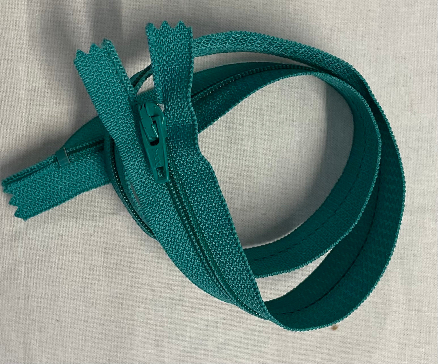 Zipper #3 18 inch Closed End Polyester