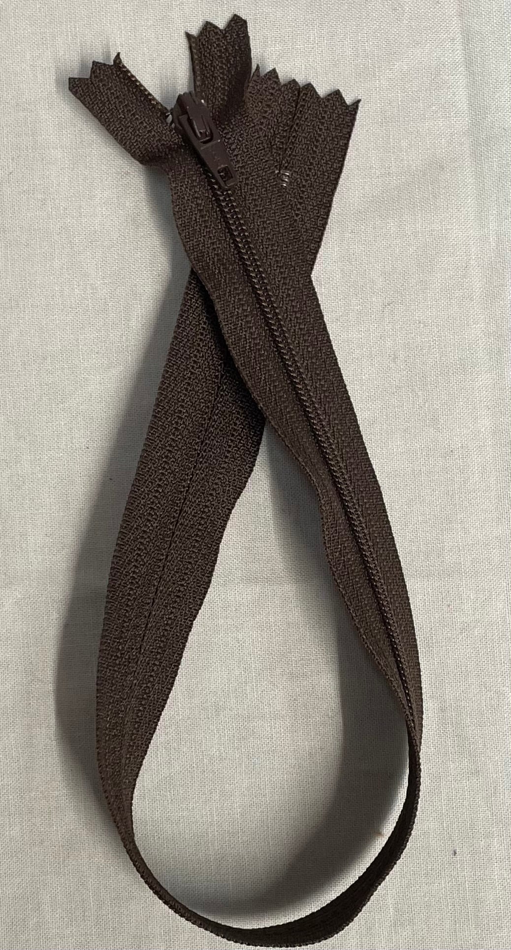 Zipper #3 14 inch Closed End Polyester