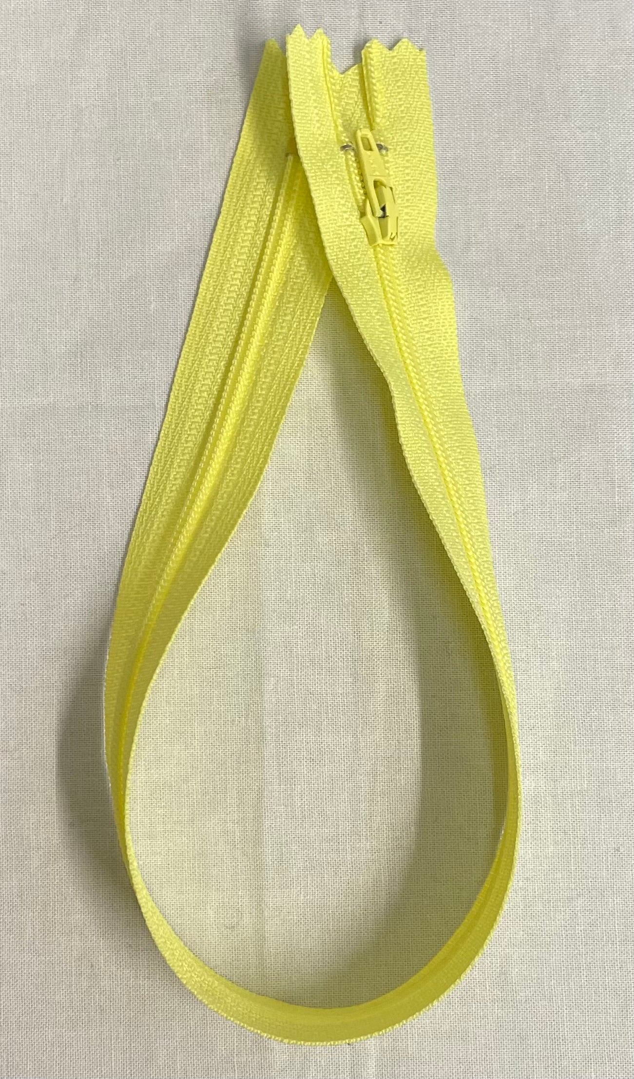 Zipper #3 14 inch Closed End Polyester