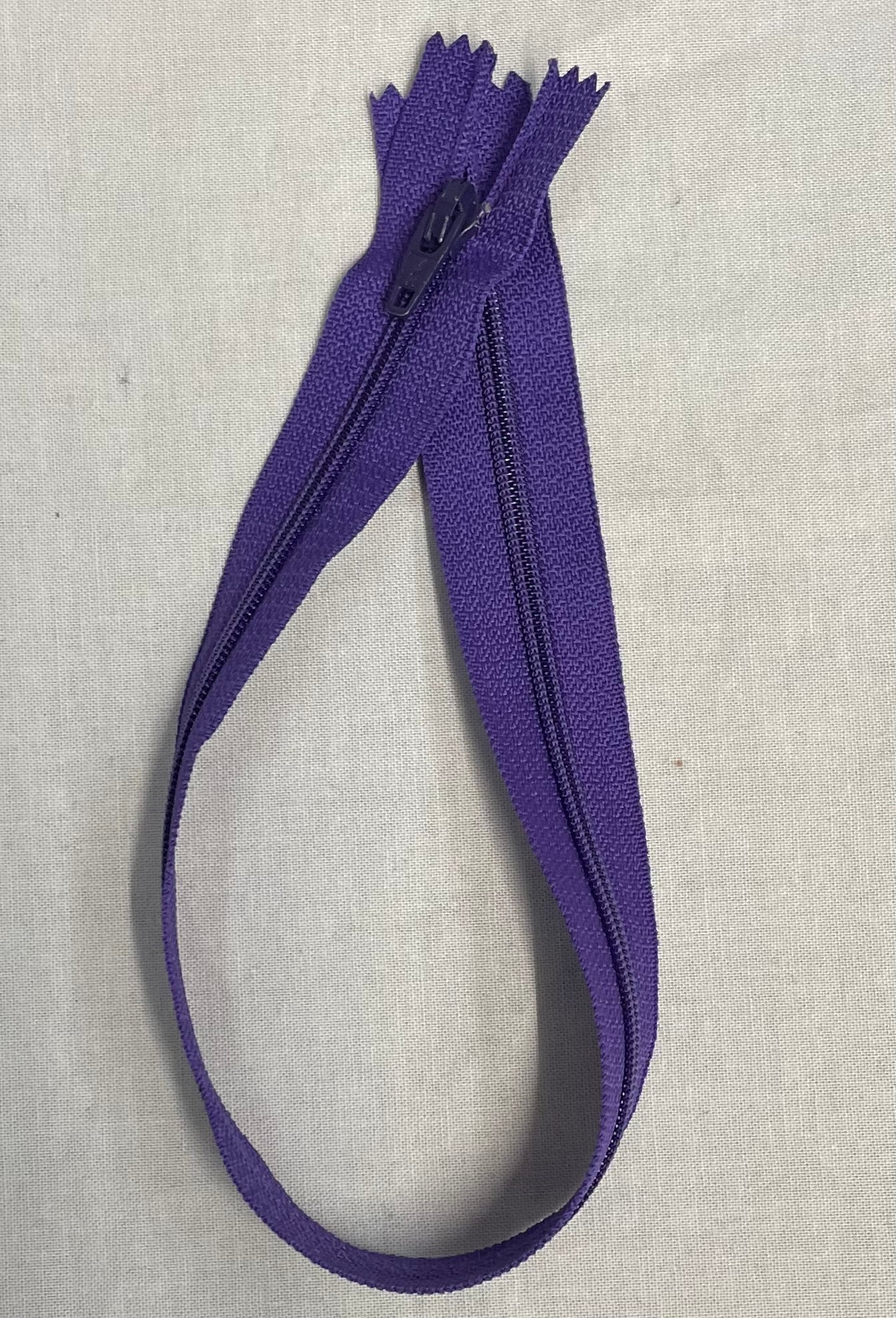 Zipper #3 14 inch Closed End Polyester