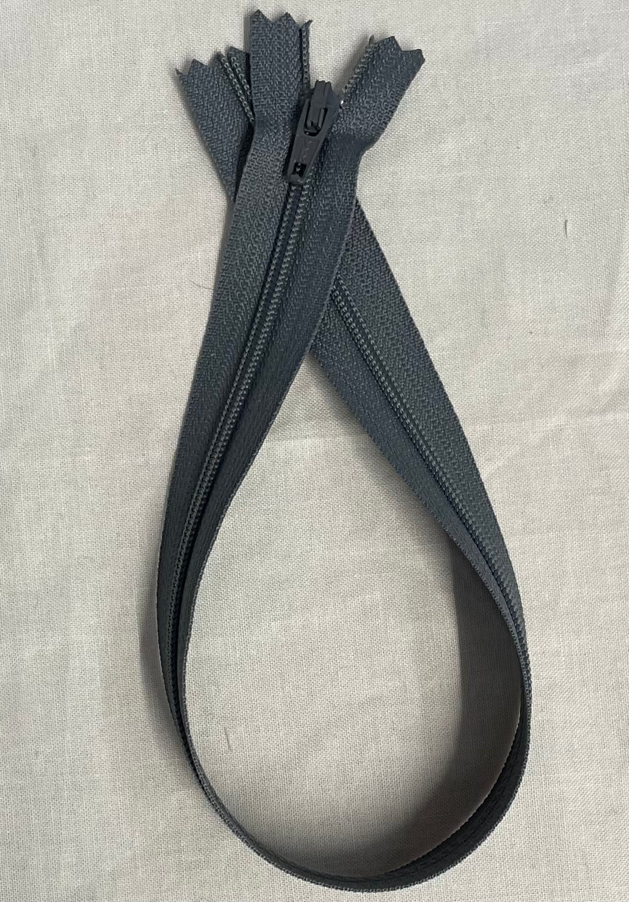 Zipper #3 14 inch Closed End Polyester